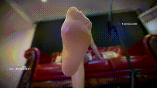 【奴隶岛】—〔Magic︱Mirror 魔镜少女〕—星奈缩小足调POV MM-230814封面图