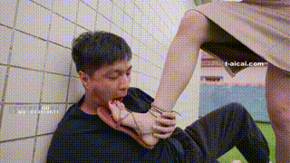 【奴隶岛】〔Magic︱Mirror 魔镜少女〕—星奈羞辱绿帽老公