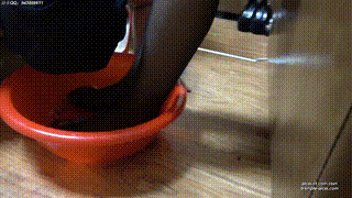 美足踩踏鲜果汁