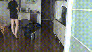 莉莉女主骑马腿绞