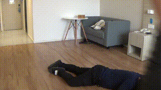 女特工潜入宰杀暴徒封面图