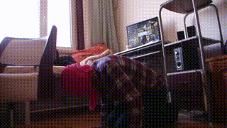 【艾丝女王】—边玩英雄联盟边调教贱狗