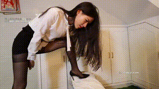 〖H.P.L栖心之栈〗—芷晴高跟鞋踢踹踩胸腹脸暴力惩戒 HPL-250504