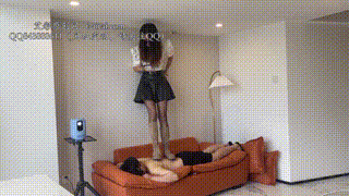 【黑丝诱惑】素人篇：专业舞蹈演员馨馨的初次拍摄 YC-240727