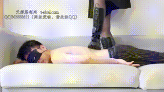 【黑丝诱惑】素人篇：某医美前台接待员乔伊长靴全体重踩奴坐奴窒息口水羞辱 YC-241231