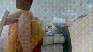 偷拍学姐第四弹 刺激的来了 夏天的雪地靴