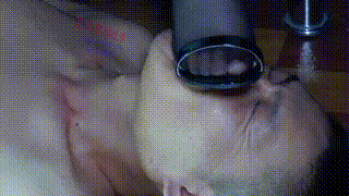 青涩女王的黑丝玉足