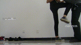 【00后】天使女主暴打贱狗踢裆膝顶！