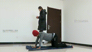 甜美【媛媛】女主白靴子调教马奴骑乘虐踩！