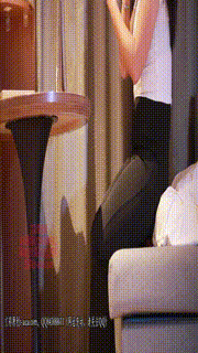 【90原创】悠闲坐脸上化妆坐脸_人体坐垫_颜面骑乘_呼吸控制YC-240915-11