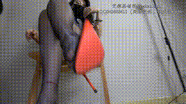 【周一S】第一视角空姐美腿高跟压榨狗夫妻，金钱压榨 YC-240715-8封面图