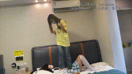 【208宿舍】女m系列：坐在小三的脸上强制窒息 YC-240628-5封面图