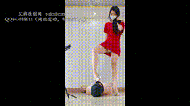 小贝祖宗性感后妈裙，红色美甲，网红透明高跟红金姨妈巾羞辱 YC-250523-5封面图