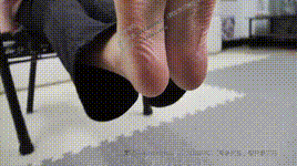 【第5风格】00后热牛奶泡脚踩橘子写字
